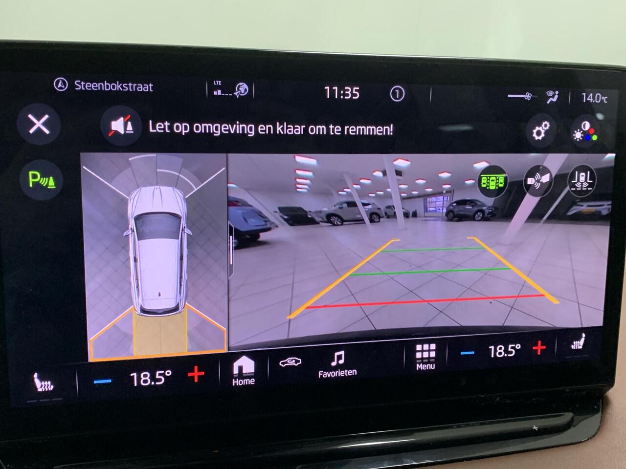 Skoda Enyaq iV 80 PANORAMADAK | UITKLAPBARE TREKHAAK | SOH 91,9 % | RONDOM ZICHT CAMERA | LEDEREN BEKLEDING