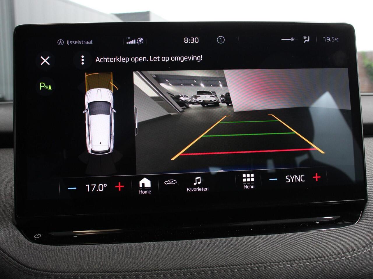 Skoda Enyaq iV 60 Airco Navi Carplay Adaptive Cruise Control Park Pack + Camera Full LED Stoel/Stuurverwarming