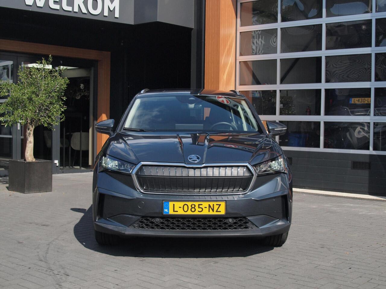 Skoda Enyaq iV 80 | Camera | Trekhaak | Apple Carplay | Zware accu pakket |