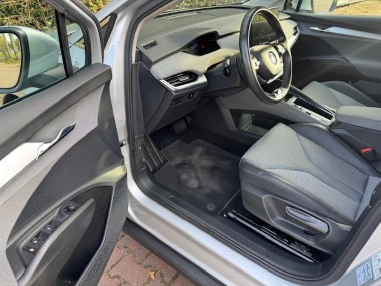 Skoda Enyaq iV 80 BEV 204PK 77KWH THAAK/ACARPLAY/ACRUISE/LED/CAMERA