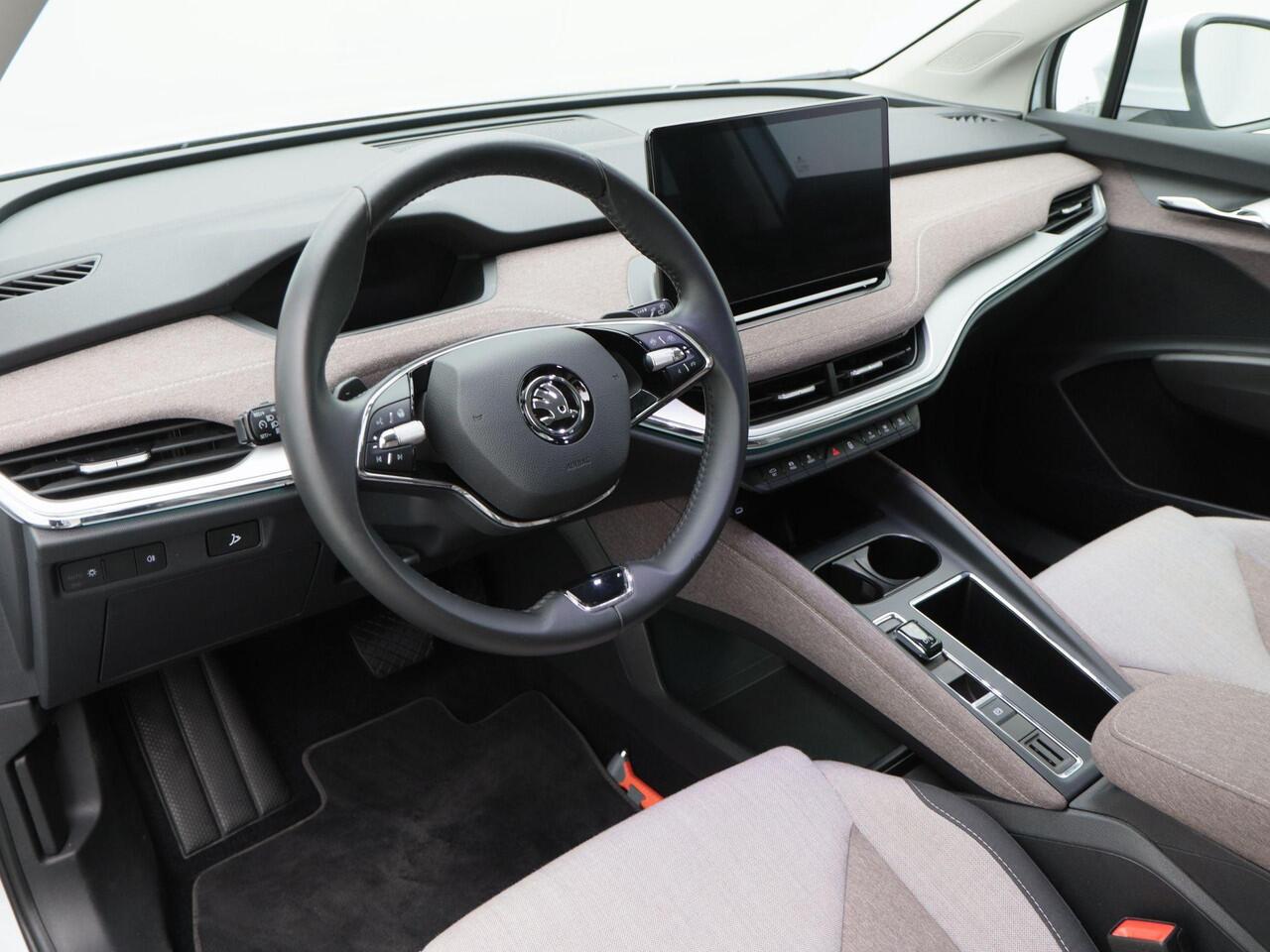 Skoda Enyaq iV 60 180 Pk Automaat | SOH 95% | CarPlay | Stoel- & Stuurverwarming | Climate | Cruise | 20 inch | 81.080 Km!!