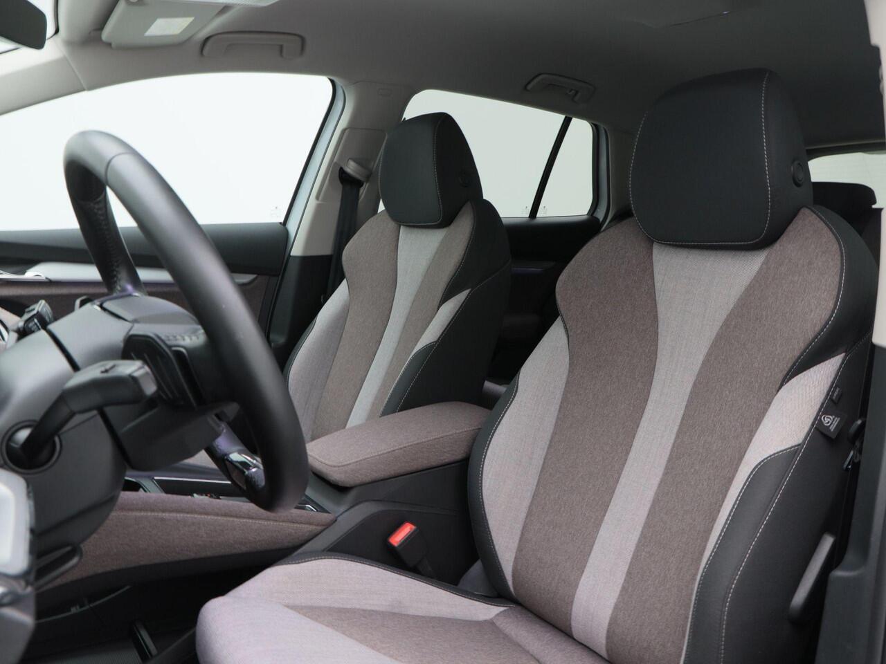 Skoda Enyaq iV 60 180 Pk Automaat | SOH 95% | CarPlay | Stoel- & Stuurverwarming | Climate | Cruise | 20 inch | 81.080 Km!!