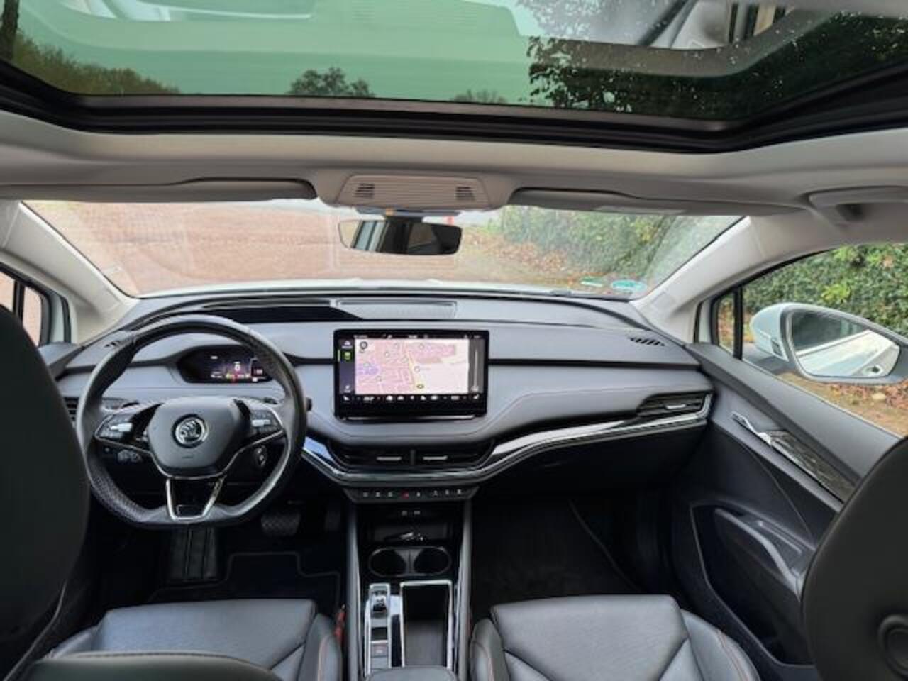 Skoda Enyaq iV 80 BEV 77KWH 204PK SOH 93% PLUS COMFORT THAAK/PANO/LEER/LED/ACARPLAY