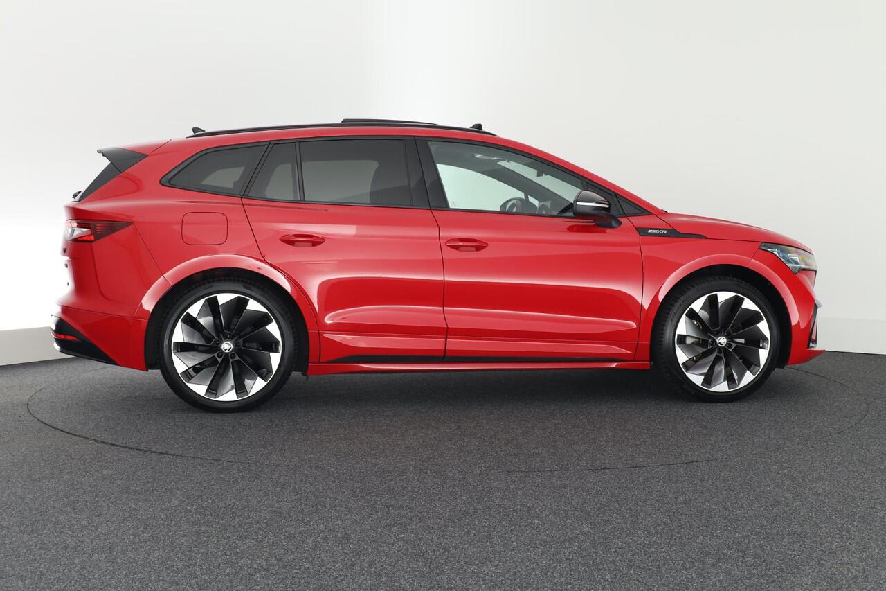 Skoda Enyaq iV 80 Sportline 204pk SOH 94% Camera Stoelverwarming Memory Keyless Navigatie Panoramadak