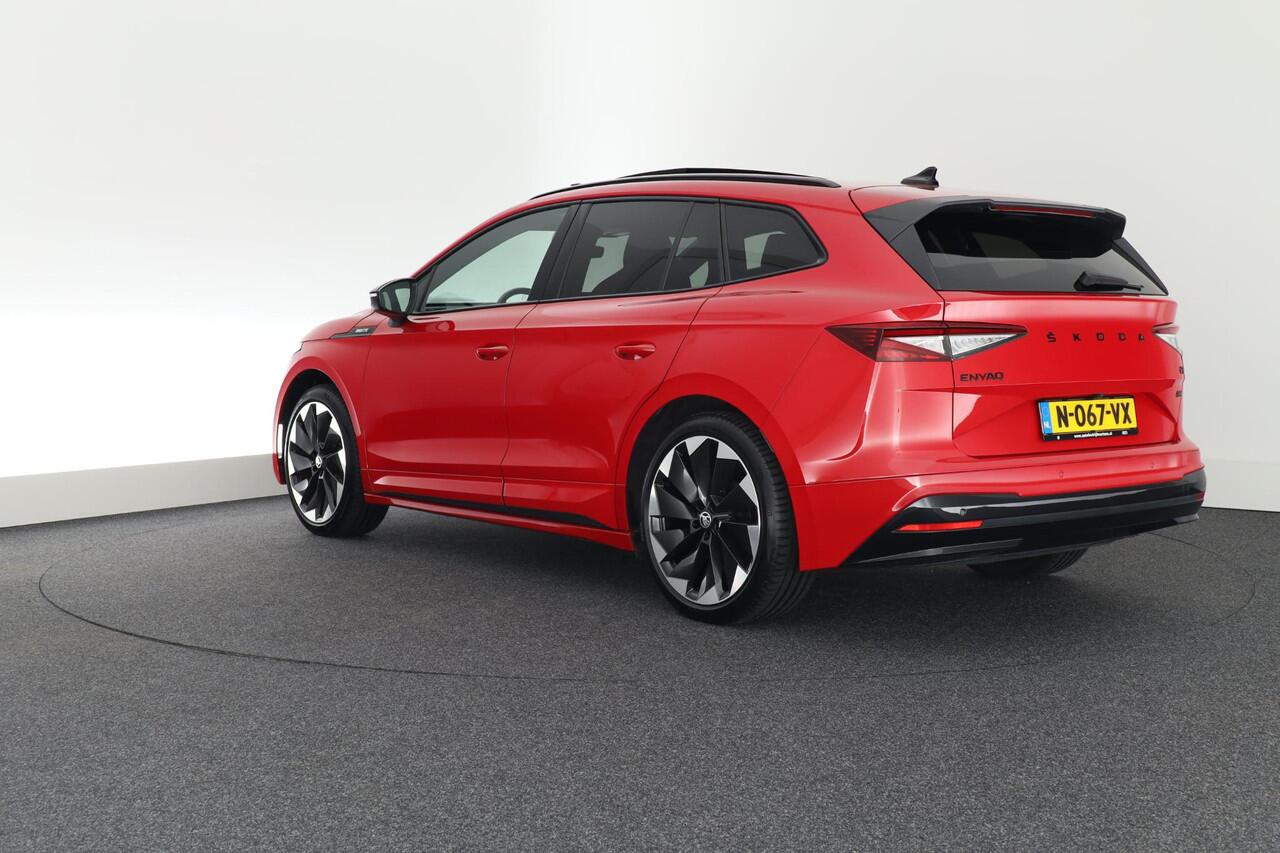 Skoda Enyaq iV 80 Sportline 204pk SOH 94% Camera Stoelverwarming Memory Keyless Navigatie Panoramadak