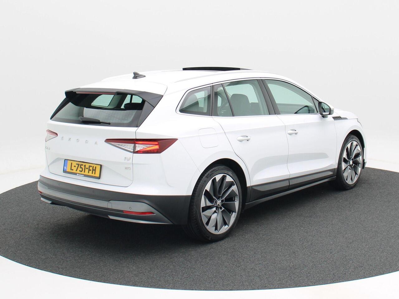 Skoda Enyaq iV 60 | Panoramadak | Adaptive Cruise | Stoelverwarming | Carplay | Camera | Navigatie | 21 inch | 90.965 Km!!