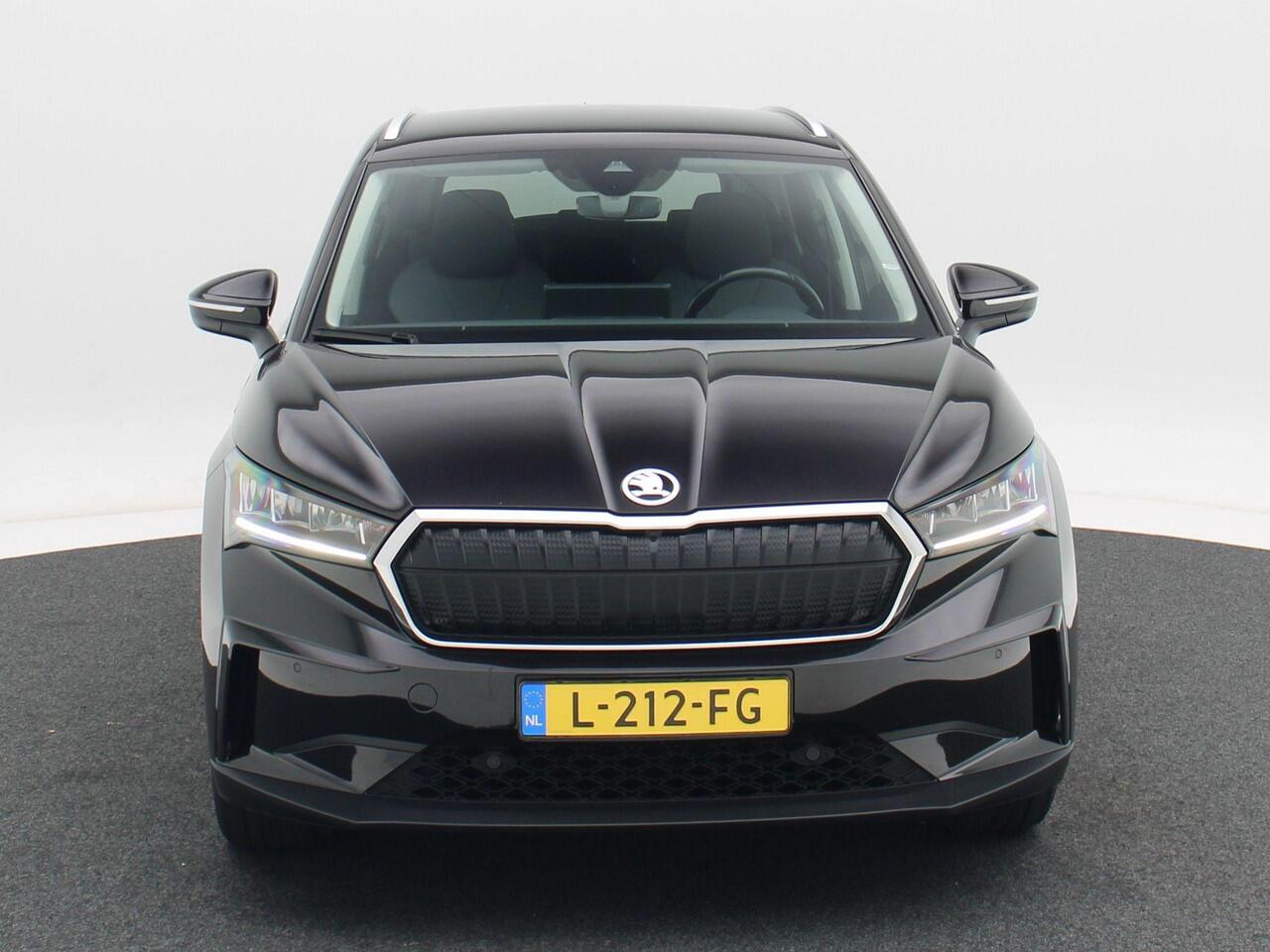 Skoda Enyaq iV 80 204 Pk Automaat | Adaptive Cruise | Stoelverwarming | Stuurverwarming | Navigatie | Trekhaak | 20 Inch | 70.388 Km!!