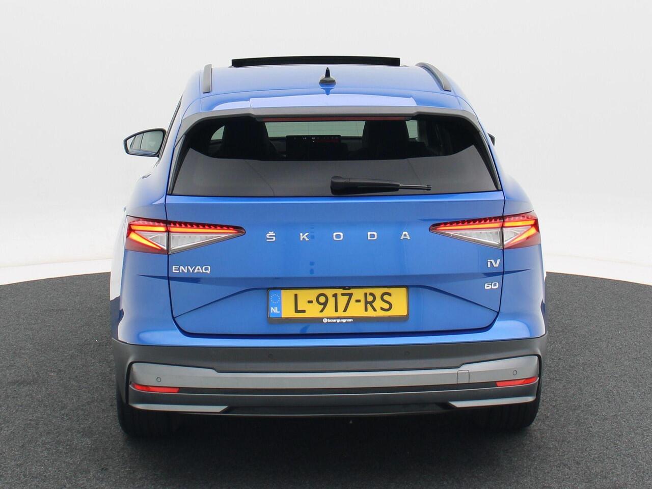 Skoda Enyaq iV 60 | Panoramadak | Adaptive Cruise | Stoelverwarming | 360 Camera | CarPlay | Navigatie | 54.980 Km!!