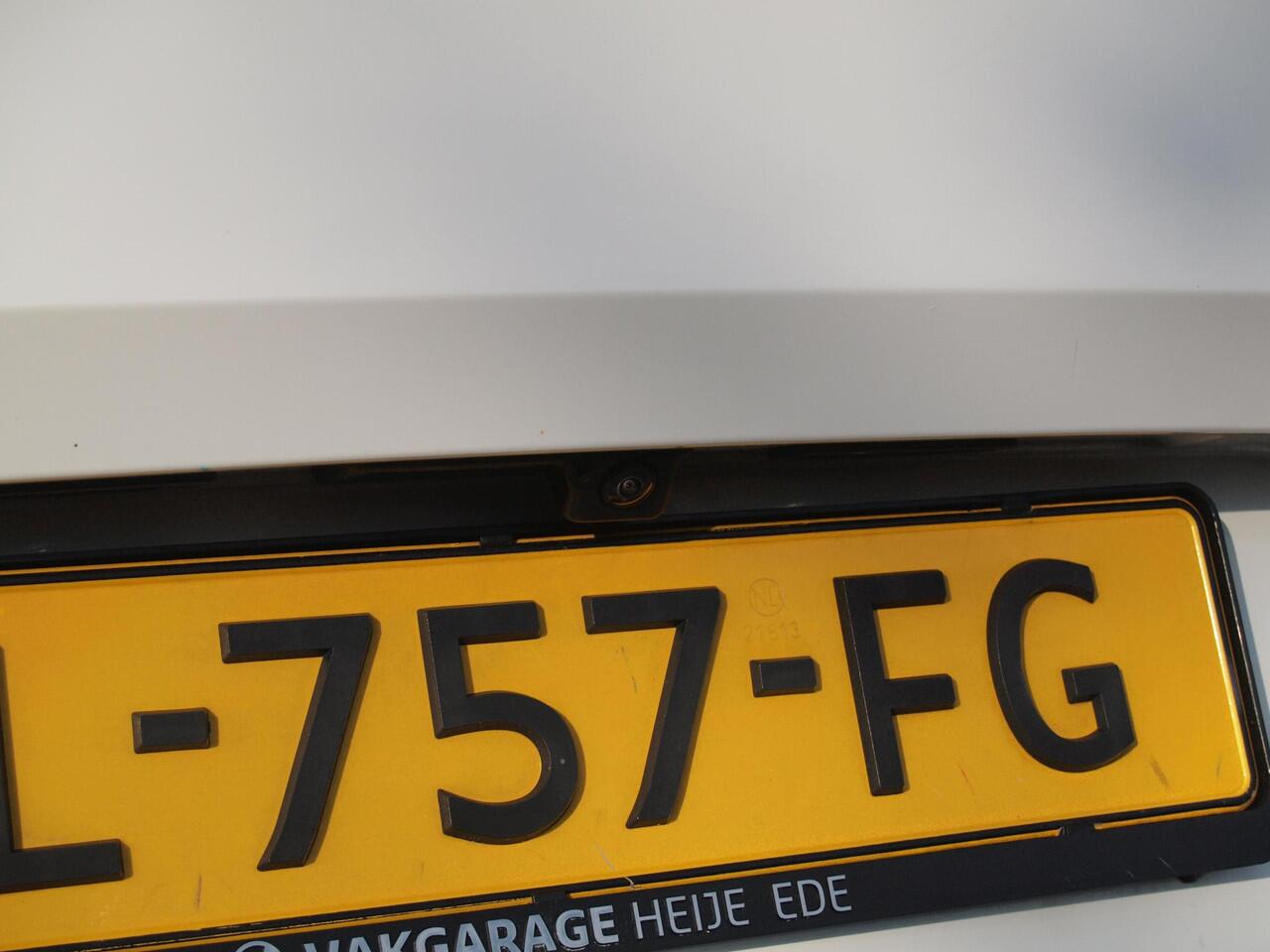 Skoda Enyaq iV 80 | Camera | Apple Carplay | Sfeerverlichting | Cruise Control |