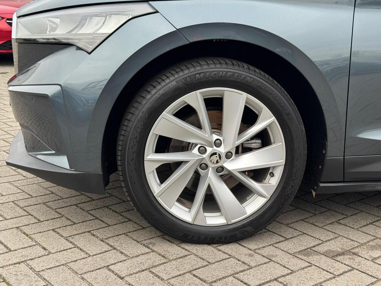 Skoda Enyaq iV 60 LEDER | CAMERA | 20 INCH