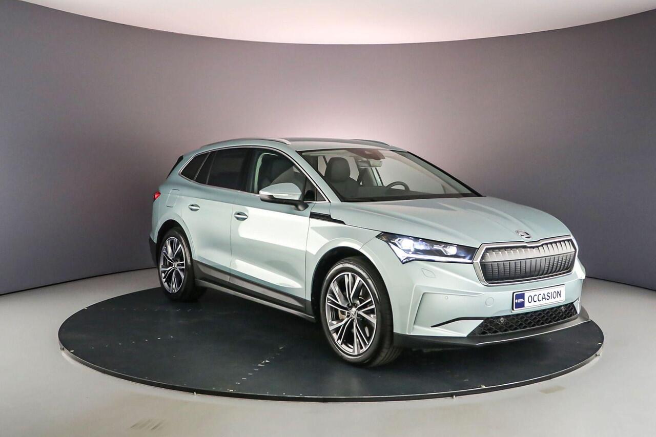 Skoda Enyaq iV 80 204pk Automaat Adaptive cruise control, Elektrische achterklep, Navigatie, Achteruitrijcamera, LED matrix koplampen, Airco, Parkeersensoren, DAB, Stuurwiel verwarmd