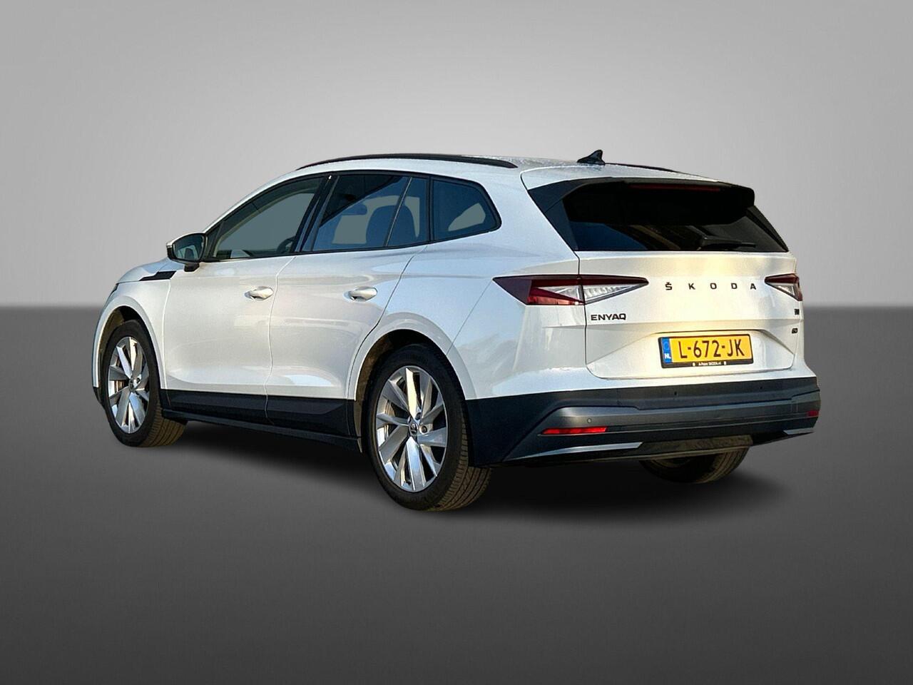 Skoda Enyaq iV 60 180pk | SoH 91% | Parkeersensoren achterzijde | Carplay | Navigatie | Climate Control |