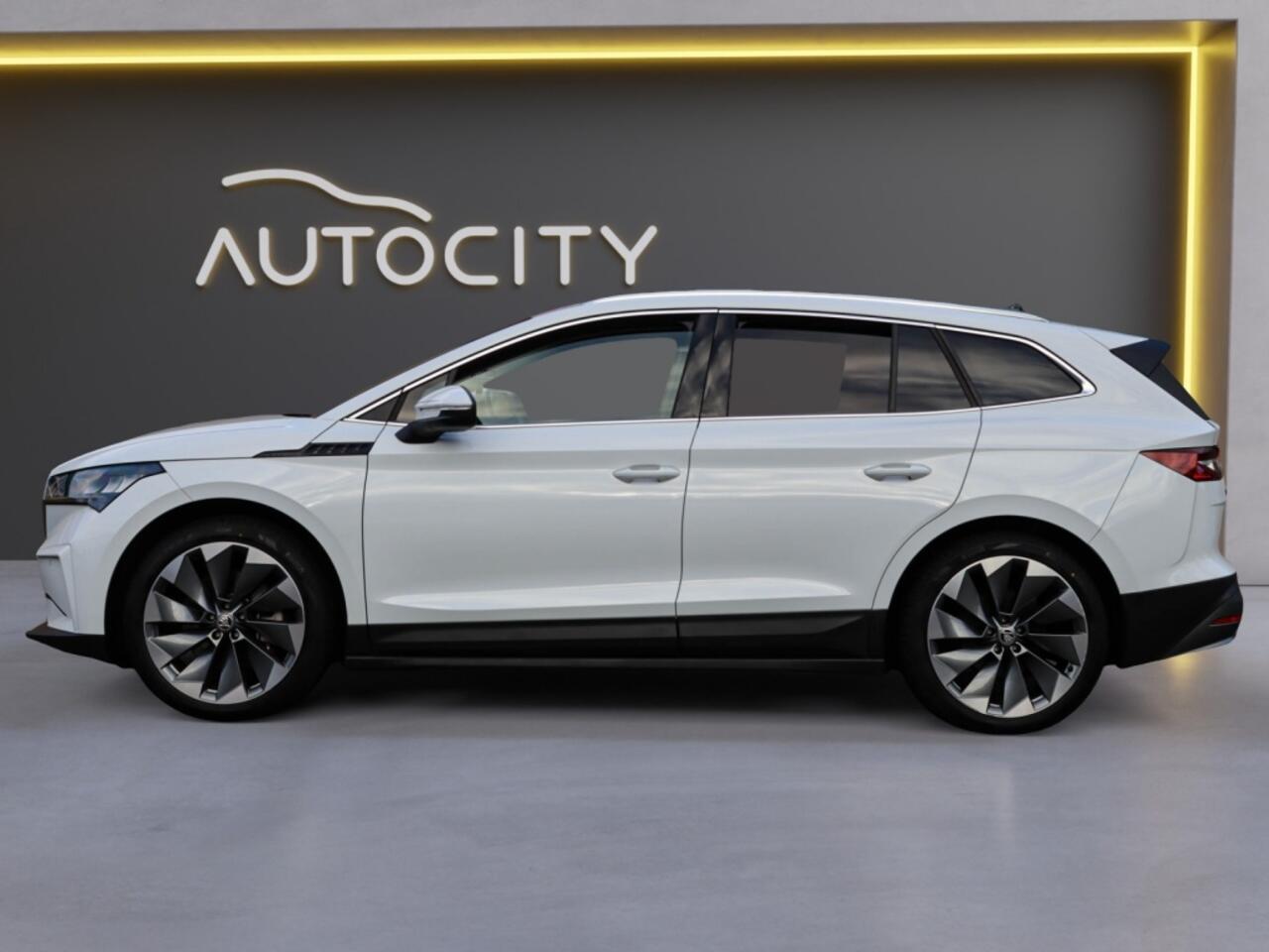 Skoda Enyaq iV 80 Loft 82kWh l 90% SOH l 21 INCH l Stoelverwarming