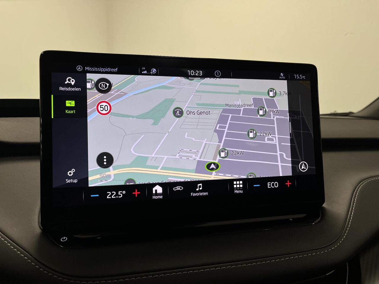 Skoda Enyaq iV 80 Sportline | SOH 92% | PANO | Dodehoekdetectie | Stoel/stuurverwarming |