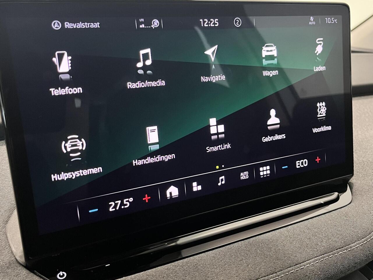 Skoda Enyaq iV 60 | 93,5% SOH | Navigatie | Climate Control | Cruise Control | Lichtmetalen velgen 19" | Apple Carplay/Android Auto | Parkeersensoren voor, achter en achteruitrijcamera