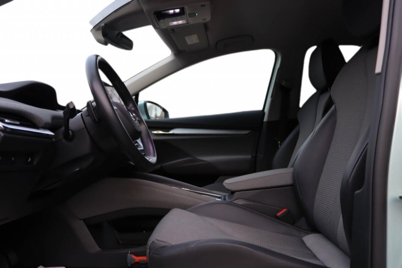 Skoda Enyaq iV 80 Loft 82kWh l Trekhaak l Camera l