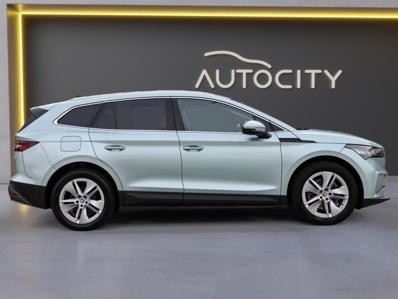 Skoda Enyaq iV 80 Loft 82kWh l Trekhaak l Camera l