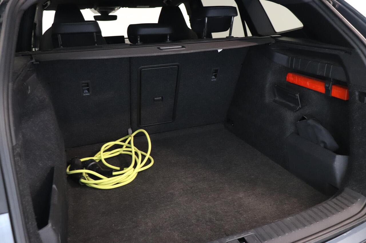 Skoda Enyaq iV 80 Sportline | Camera | SoH 91 % | Adaptieve cruise control | Warmtepomp | Stoelverwarming |