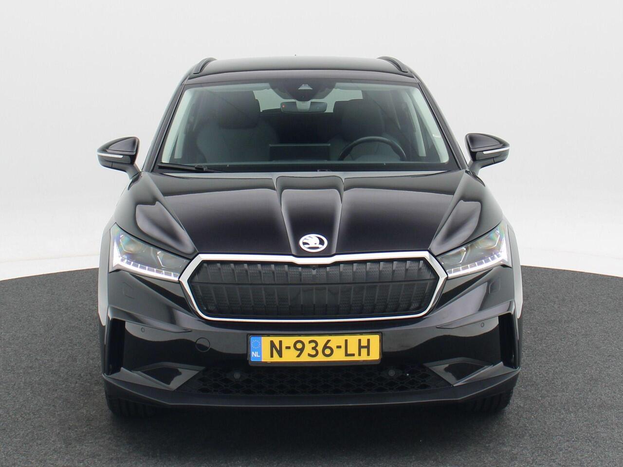Skoda Enyaq iV 60 | SOH 92% | Stoelverwarming | Trekhaak | CarPlay | Adaptive Cruise | Camera | 20 Inch | 108.874 Km!