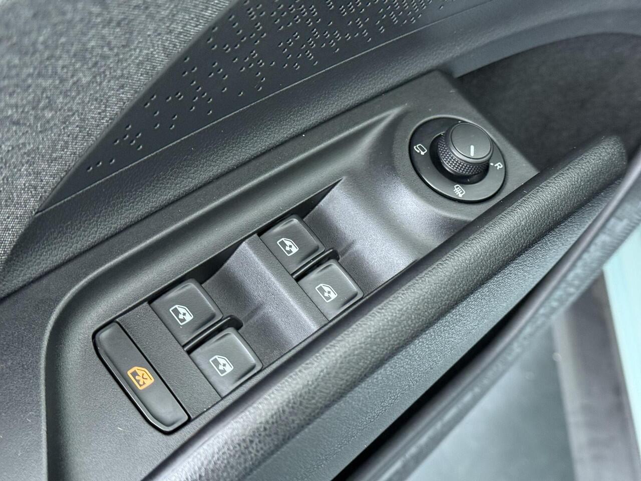 Skoda Enyaq iV 60 | 180 PK | SoH 89% | Trekhaak | Matrix LED koplampen | Voorstoelen verwarmd | 20" LM velgen | Achteruitrijcamera |
