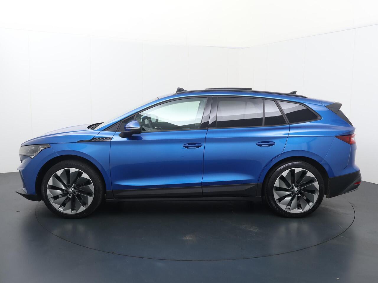 Skoda Enyaq iV 60 | 180 PK | SoH 90% | Panoramadak | Matrix LED koplampen | Lederen bekleding | Adaptive cruise control | Voorstoelen verwarmd |