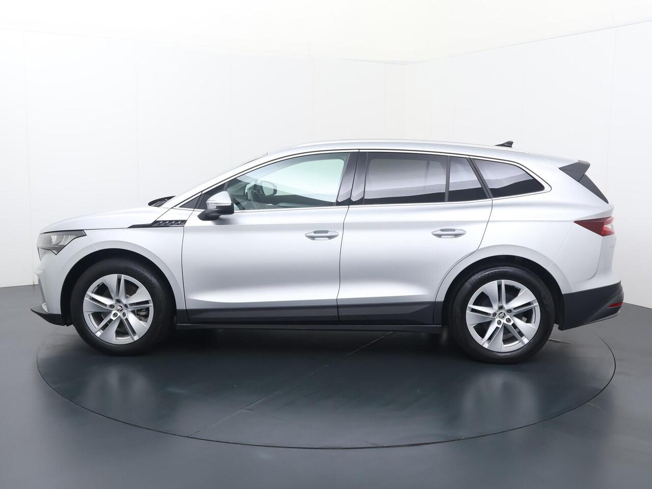 Skoda Enyaq iV 80 | 204 PK | SoH 95% | Verwarmde voorstoelen | Navigatiesysteem | Adaptive cruise control |