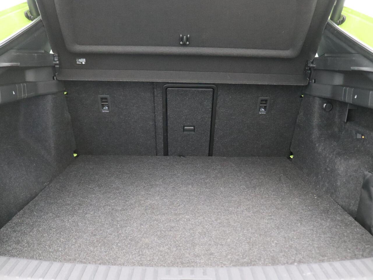 Skoda Enyaq iV Coupé 80 RS 300PK Aut. SOH 95% Panoramadak, Achteruitrijcamera, Adaptieve Cruise Controle, Stoel-Stuurverwarming, Keyless, Side Assist, Trekhaak, 21" LM Velgen