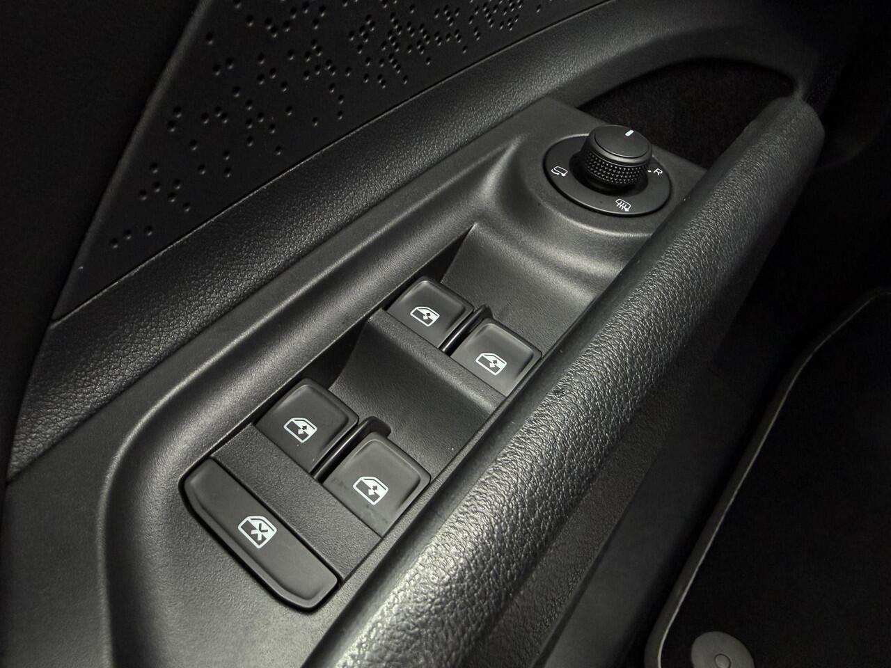 Skoda Enyaq iV 80 Sportline ?SOH 93% ?Sportstoelen Half Leder Alcantara ?Matrix LED ?Full LED ?Sfeerverlichting ?Navigatie ?Camera ?Lichtmetaal 20" ?Parkeersensoren