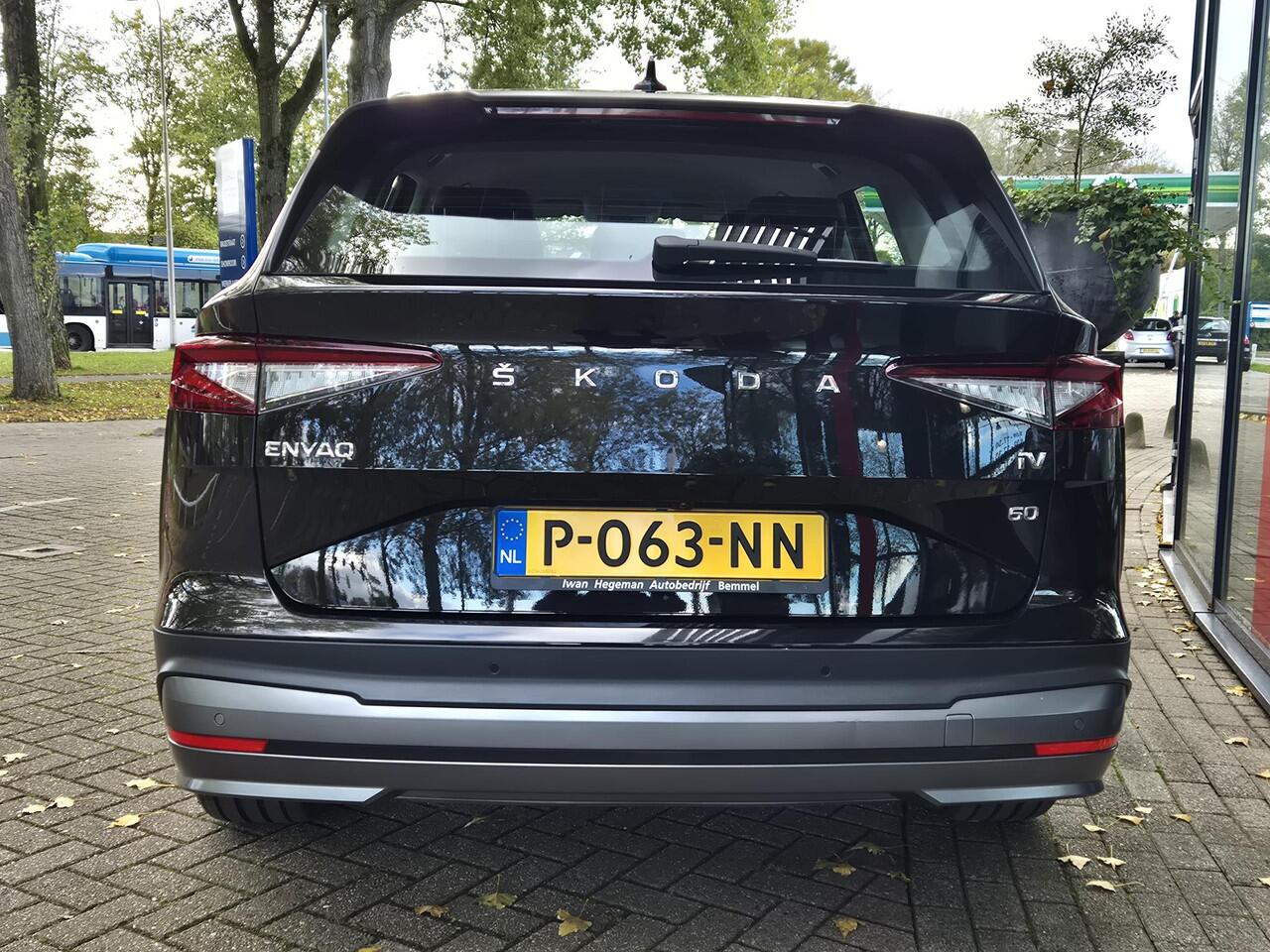 Skoda Enyaq iV 60 | Navigatie | Climate Control | Cruise Control | Licht metalen velgen | Parkeercamera