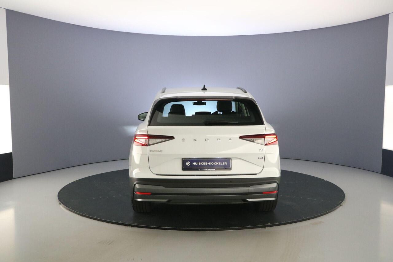 Skoda Enyaq iV 60 180pk Automaat Navigatie, Cruise control, Parkeersensor achter, Stoelverwarming, Airco, LED koplampen, DAB, Radio, Bluetooth, App connect