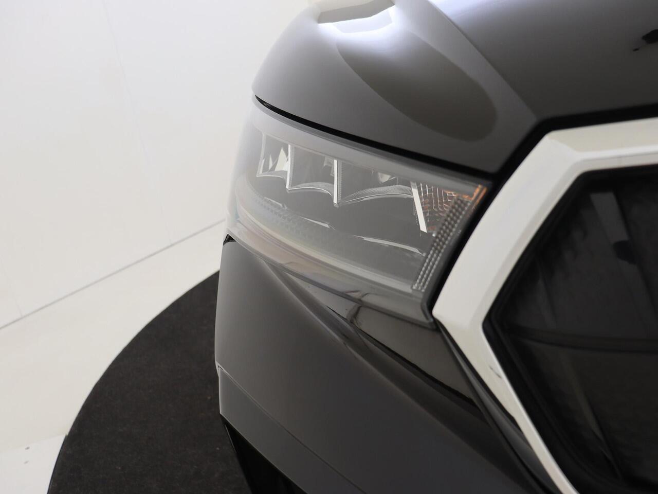 Skoda Enyaq iV 80 | SoH 94% | 360 camera | 3-zone airco | Dodehoek detectie | Keyless | Adaptieve cruise control | Stoel- en stuurwielverwarming | CarPlay |