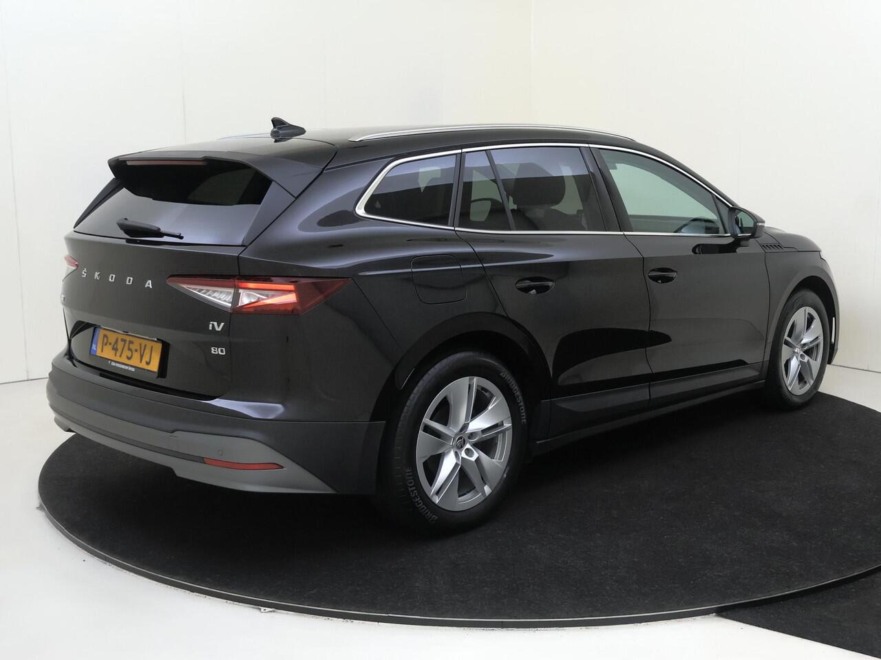 Skoda Enyaq iV 80 | SoH 94% | 360 camera | 3-zone airco | Dodehoek detectie | Keyless | Adaptieve cruise control | Stoel- en stuurwielverwarming | CarPlay |