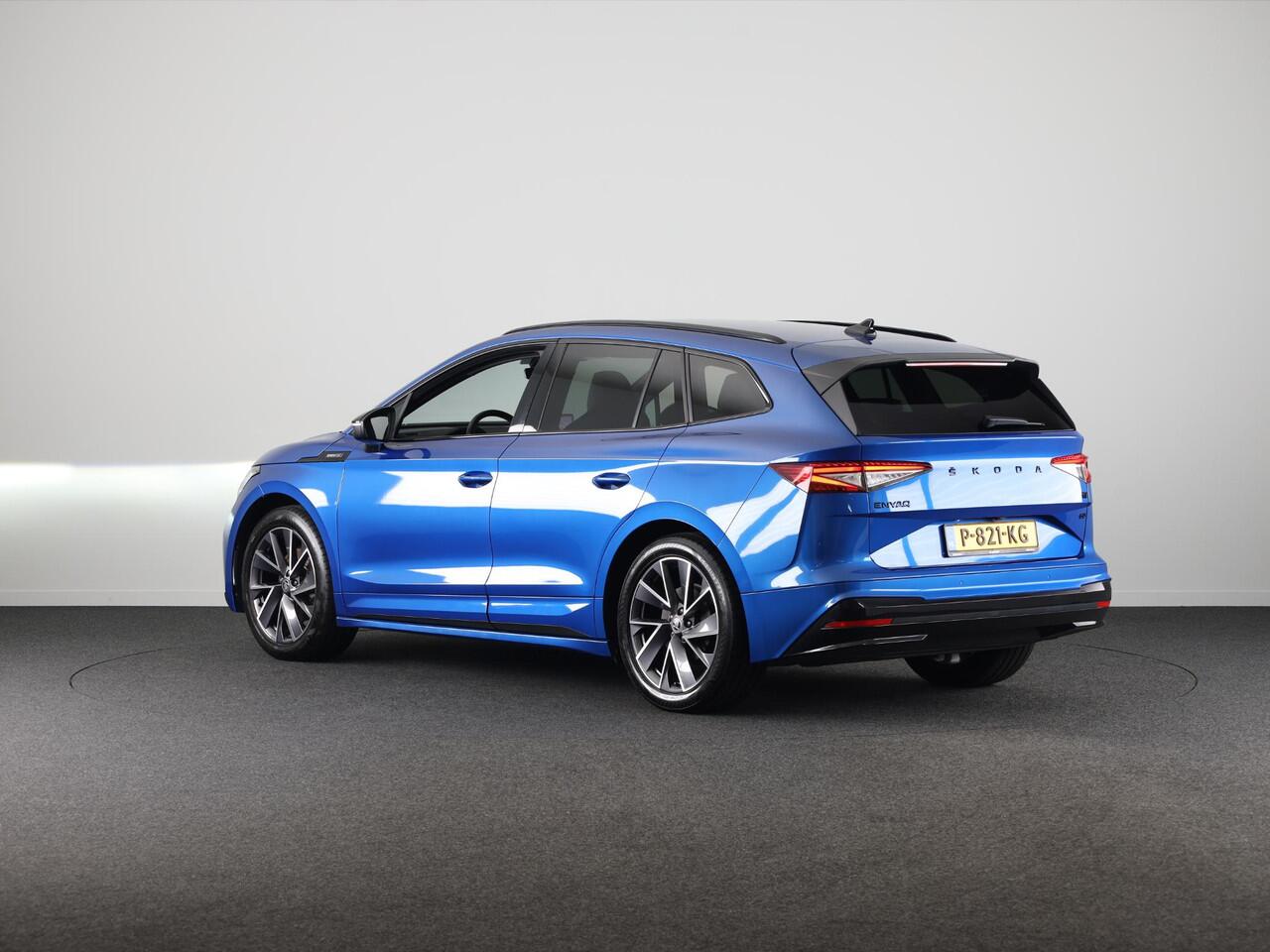 Skoda Enyaq iV 60 Sportline 180 pk | SoH 90% | Navigatie | Parkeersensoren | Achteruitrijcamera | Autom. airco (3 zones) | Stoelverwarming | Keyless |