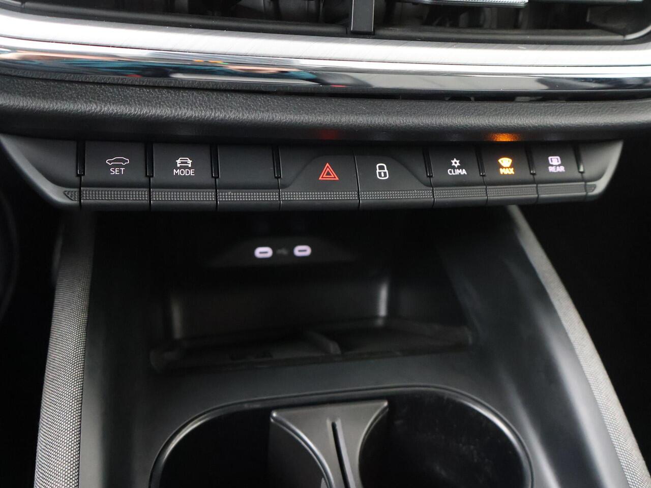 Skoda Enyaq iV 60 | 180 PK | SoH 90% | Voorstoelen verwarmd | Navigatiesysteem | Climate control |