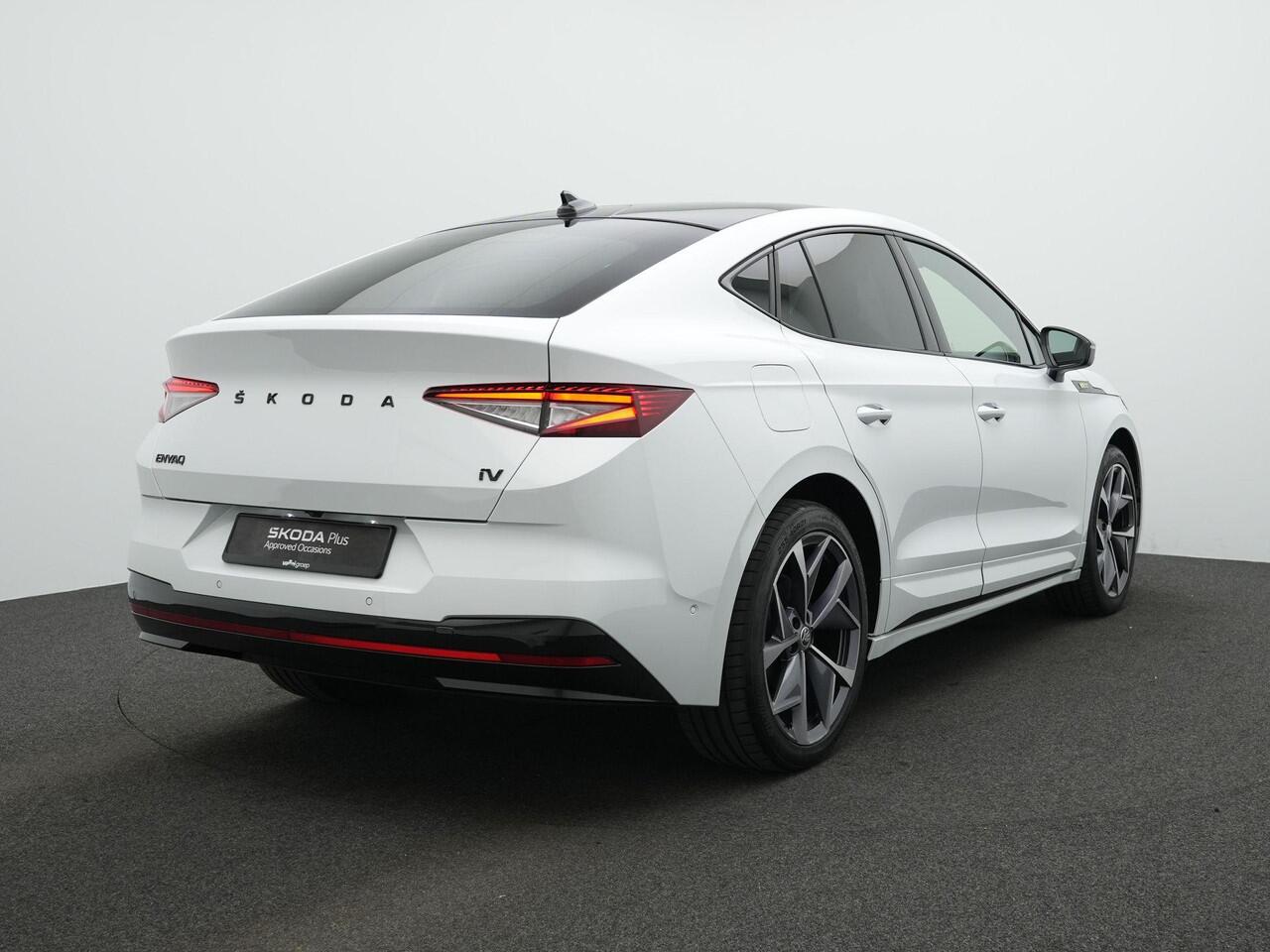 Skoda Enyaq iV Coupé 80 RS 299 pk | SOH 92% | Panoramadak | Trekhaak | Leder | Geheugen-/massagestoel | Adaptief onderstel | Canton | Matrix LED | Head-up display | 360 camera