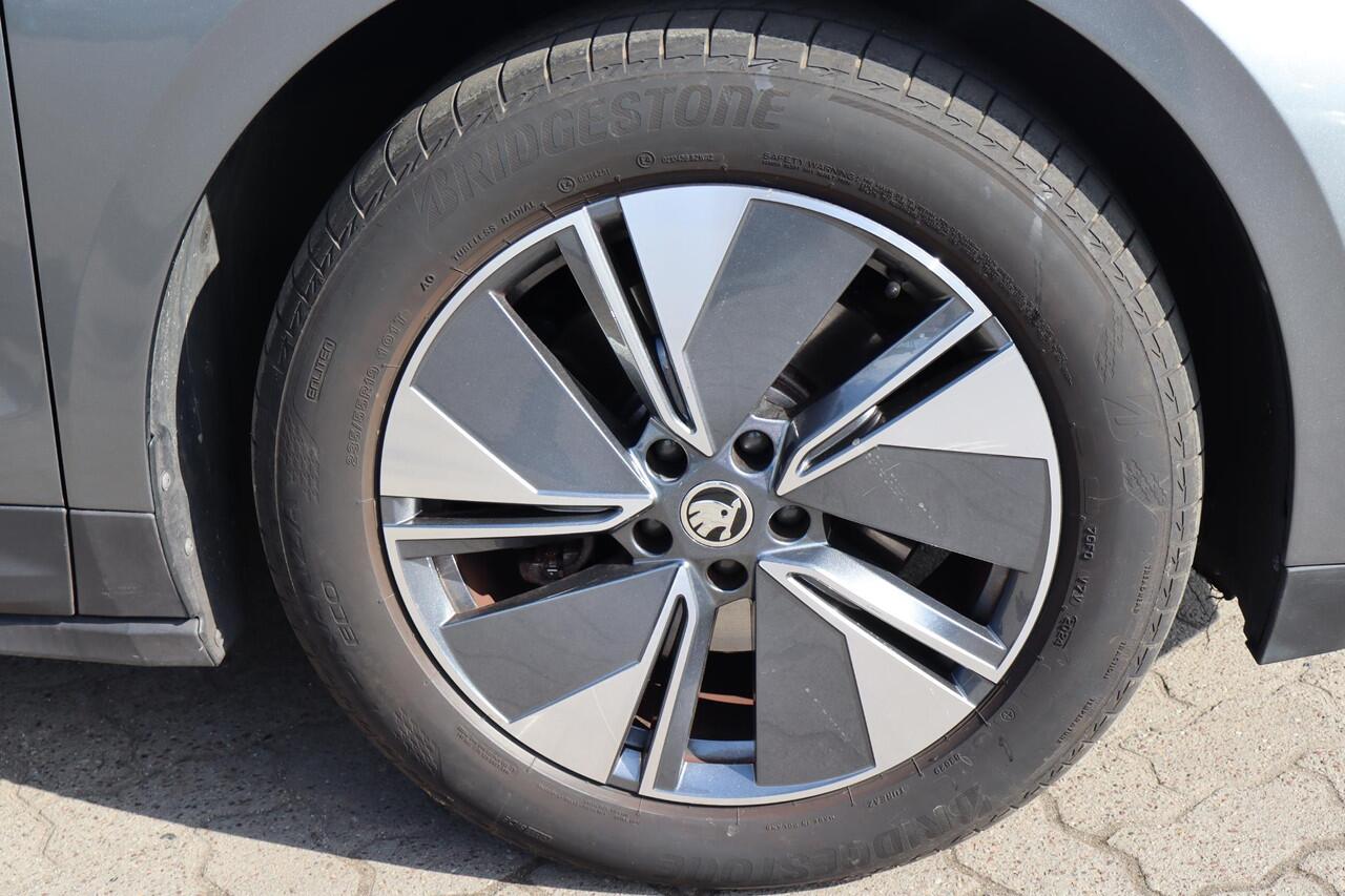 Skoda Enyaq iV 60 SOH 92%, BTW auto, Climate control Cruise control, Camera, Apple Carplay, Standkachel, Front assist, BTW Auto