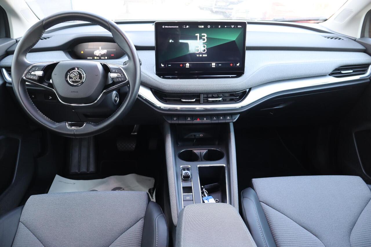 Skoda Enyaq iV 60 SOH 92%, BTW auto, Climate control Cruise control, Camera, Apple Carplay, Standkachel, Front assist, BTW Auto