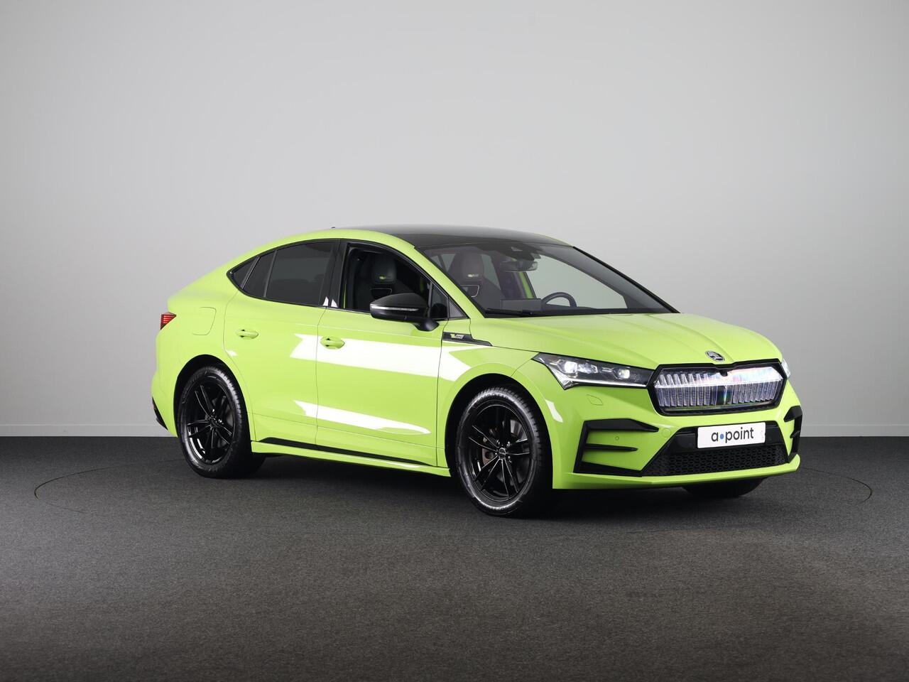 Skoda Enyaq iV Coupé 80 RS 299pk | SoH 93% | Panoramadak | Elektrisch verstelbare stoelen met geheugen | Verwarmbare voorstoelen en achterbank |