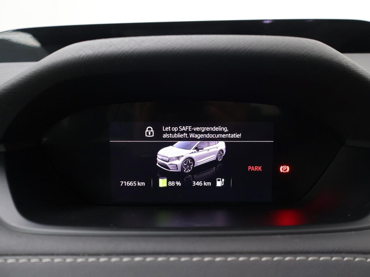 Skoda Enyaq iV Coupé 80 RS | 300 PK | Soh 89% | Trekhaak wegklapbaar | Panoramadak | Canton Sound | 21" LM velgen | Matrix LED koplampen |