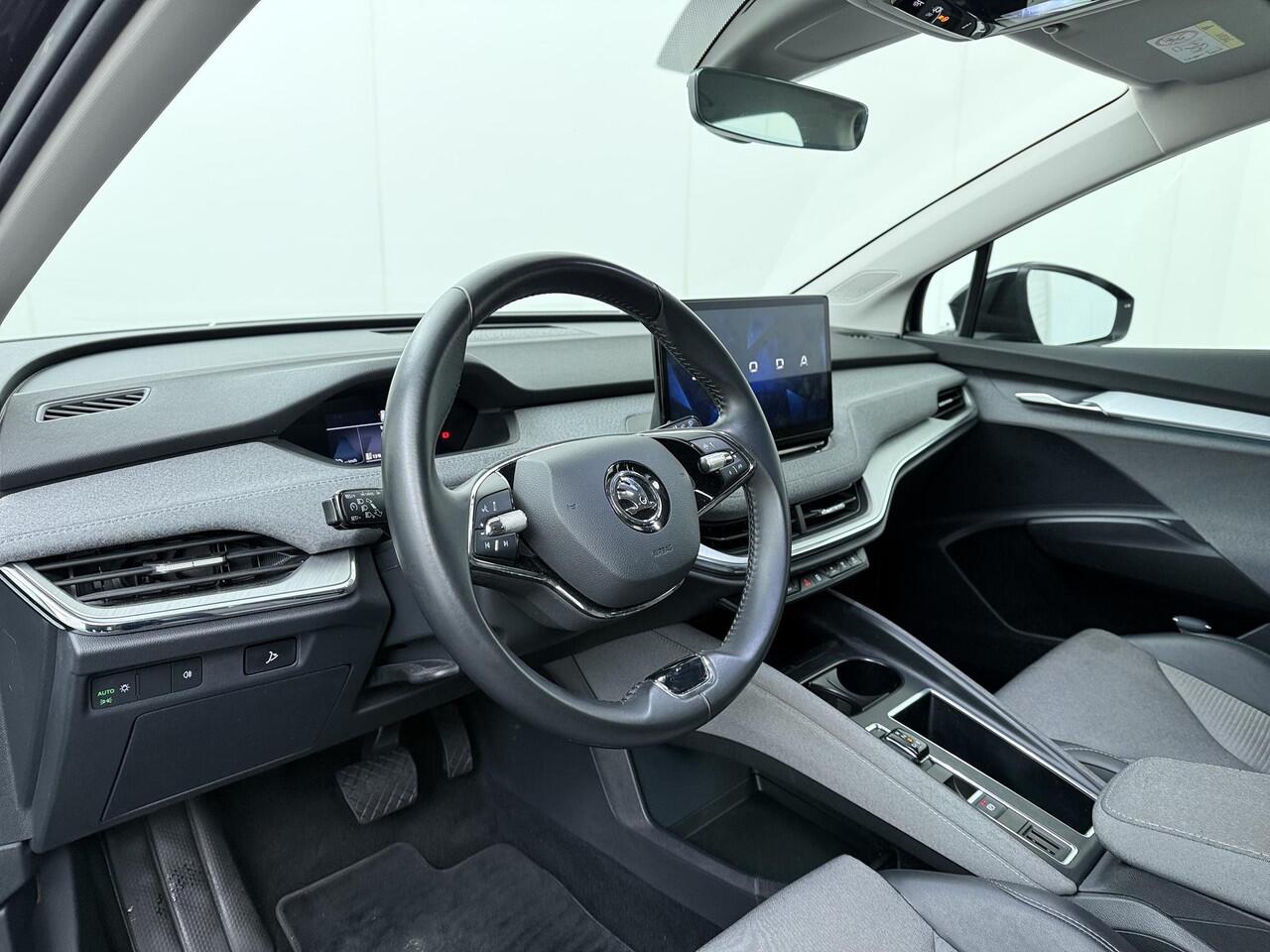 Skoda Enyaq iV 60 | 180 PK | SoH 89% | Cruise control | Navigatiesysteem | LED verlichting | Achteruitrijcamera |