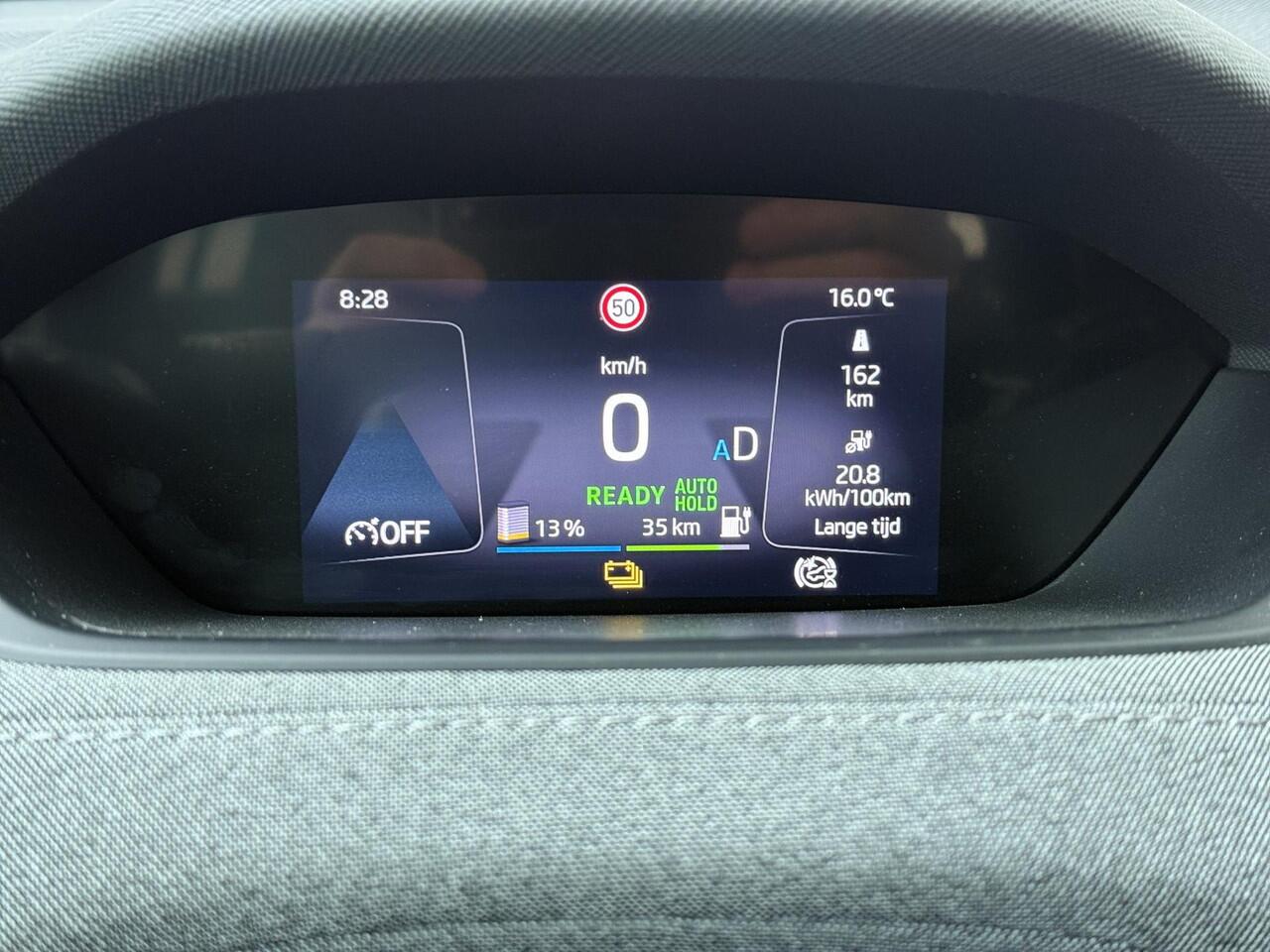 Skoda Enyaq iV 60 | 180 PK | SoH 89% | Cruise control | Navigatiesysteem | LED verlichting | Achteruitrijcamera |