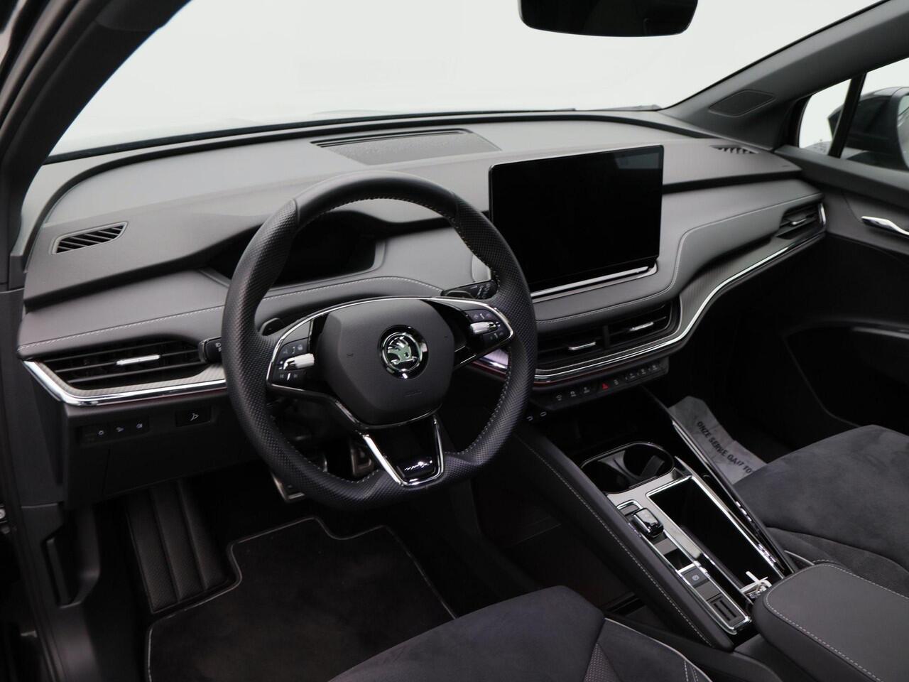 Skoda Enyaq iV 80 204 Pk Sportline | Panoramadak | Adaptive Cruise | Climate Control | Stoel/Stuurverwarming | Navigatie | Camera | Carplay | 21 Inch | 37.400 Km!!