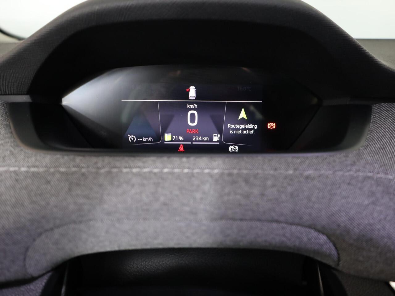 Skoda Enyaq iV 60 180 pk | SOH 93% | Navigatie | Parkeersensoren | Achteruitrijcamera | LED koplampen | Lichtmetalen velgen 19" | Apple Carplay/Android Auto |