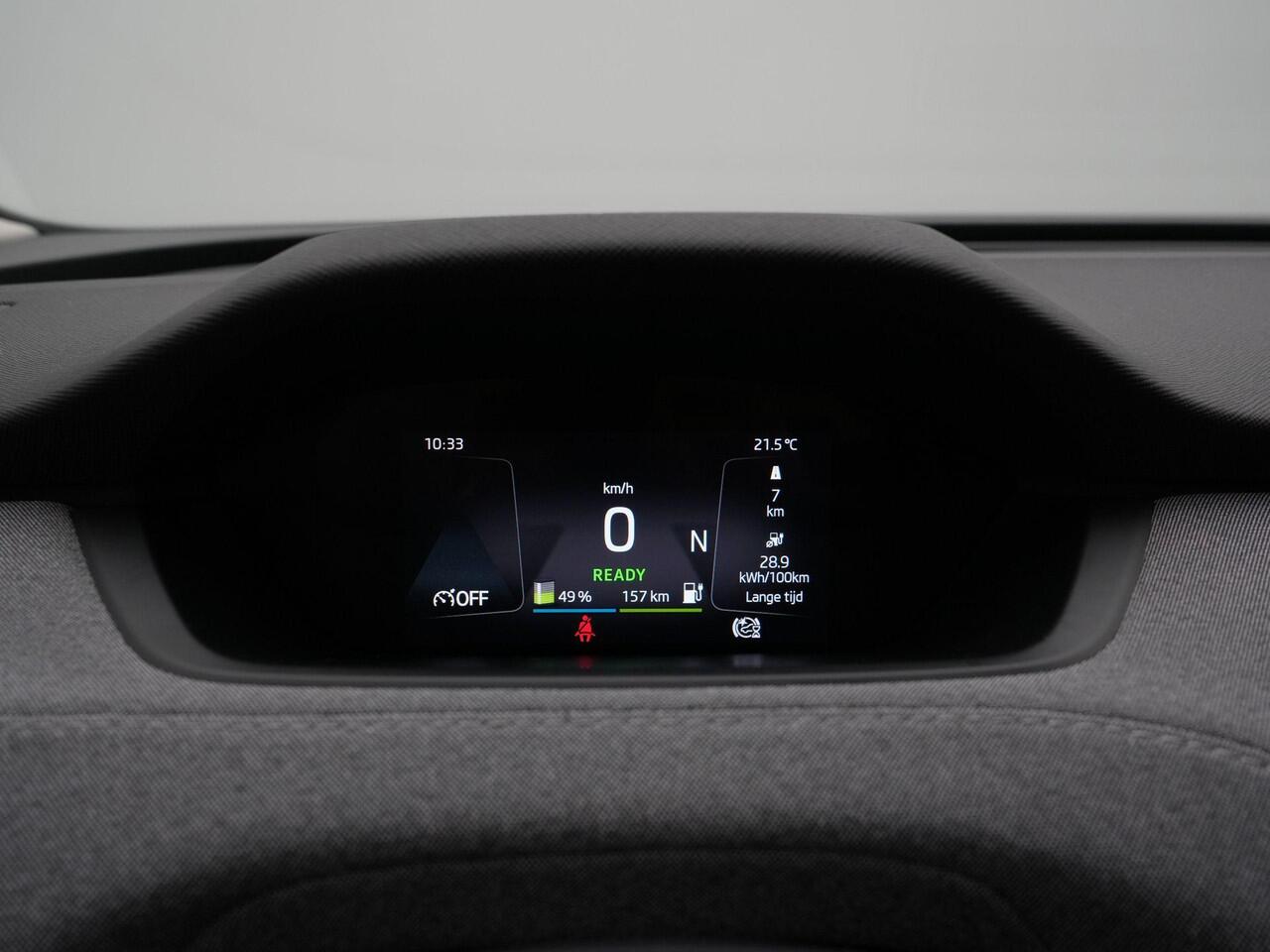 Skoda Enyaq iV 50 148 pk Selection | Panoramadak | Leder/stof | Navigatie | Stoelverwarming | Parkeersensoren achter