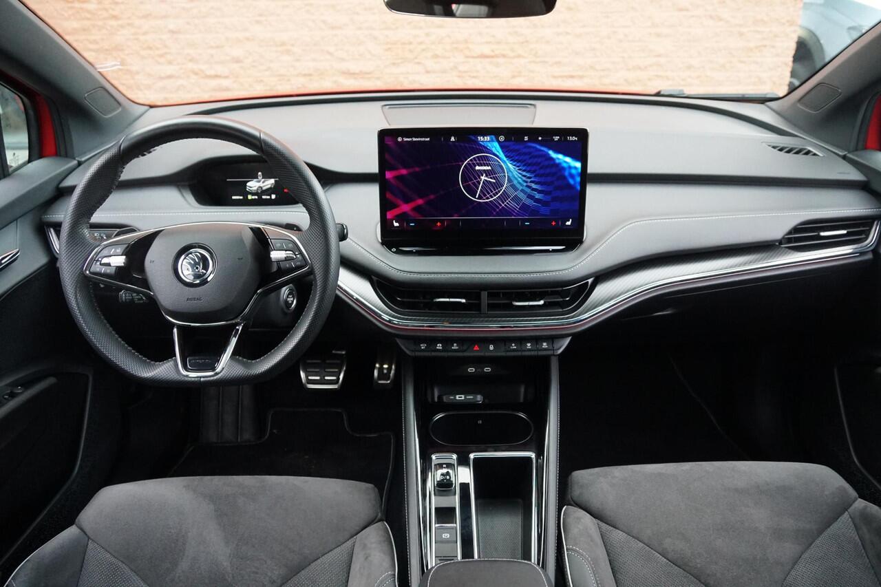 Skoda Enyaq iV Coupé 60 Sportline + PANORAMA / SPORTSTOELEN /