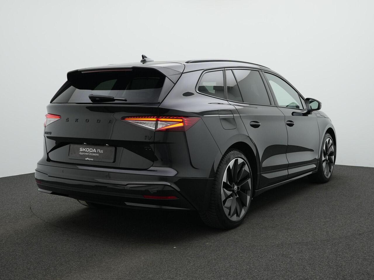 Skoda Enyaq iV 60 180 pk Sportline | Matrix LED | Stuur-/stoelverwarming | Geheugenstoel | Leder/alcantara | Navigatie