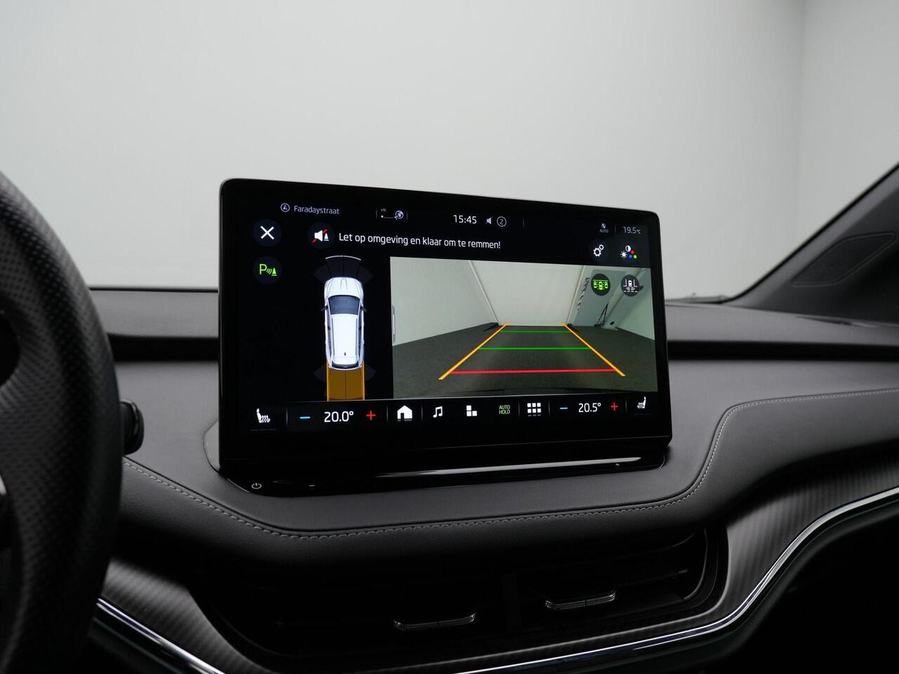 Skoda Enyaq iV 60 180 pk Sportline | Matrix LED | Stuur-/stoelverwarming | Geheugenstoel | Leder/alcantara | Navigatie