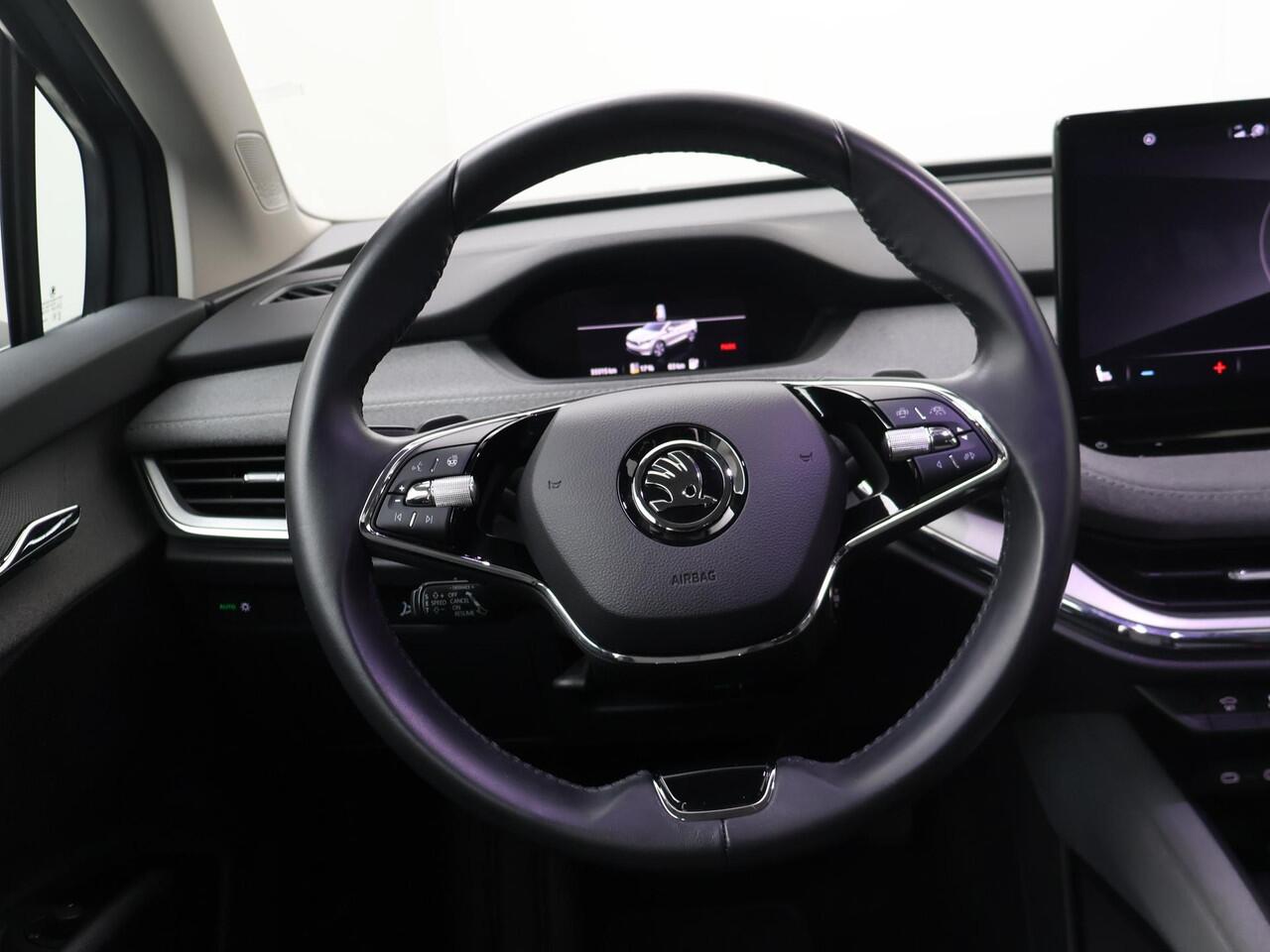 Skoda Enyaq iV 80 | 204 PK | SoH 94% | Navigatiesysteem | Achteruitrijcamera | Climate control | Led verlichting |