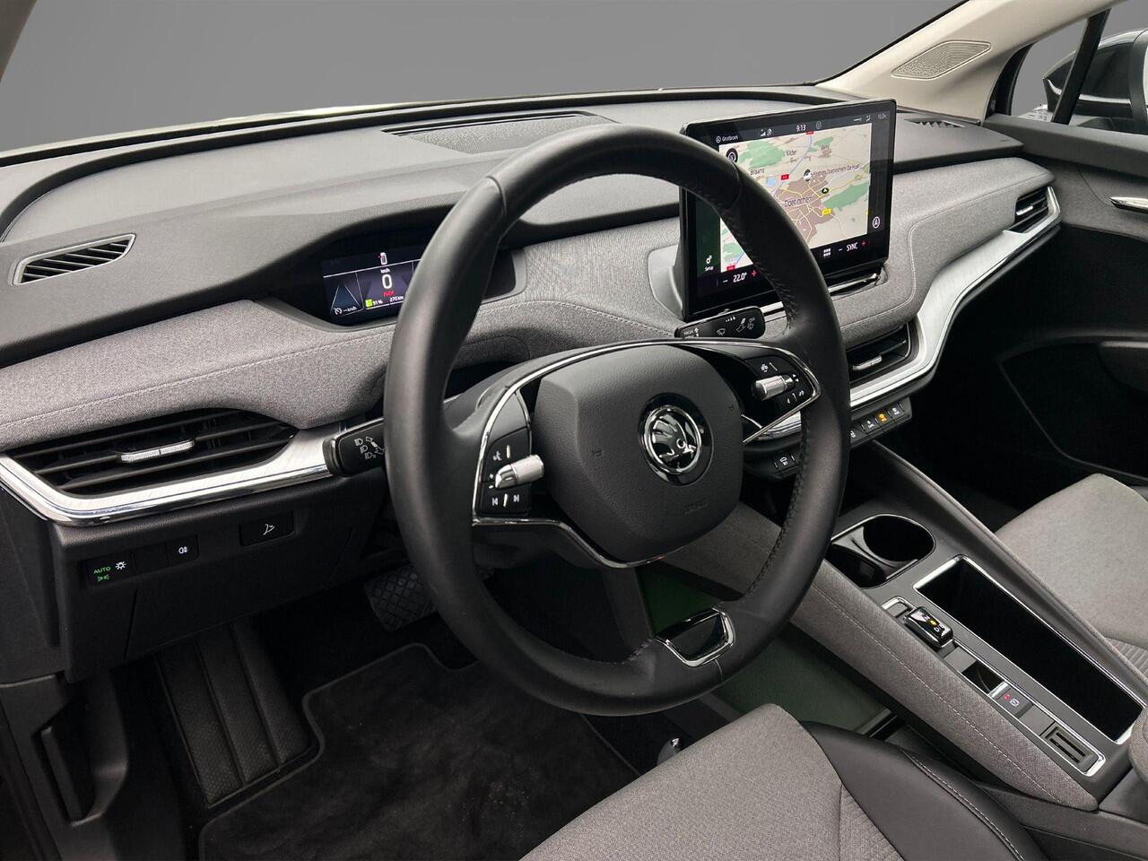 Skoda Enyaq iV Coupé 60 180pk Automaat Panoramadak, Cruise control, Achteruitrijcamera, Navigatie, LED koplampen, Parkeersensoren, Airco, App connect