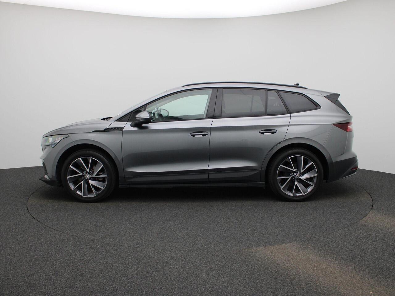 Skoda Enyaq iV 60 | Climate Control / ECC | Licht metalen velgen 20inch | Cruise control Standaard | Connectiviteit af fabriek | Navigatie | Half lederen bekleding | LED koplampen | Park Distance Control voor en achter | Achteruitrijcamera | Dakrailing |